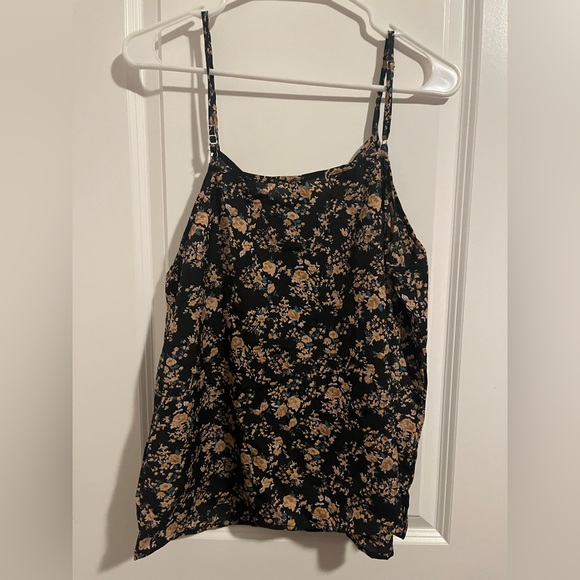 Floral Tank - Picture 4 of 4